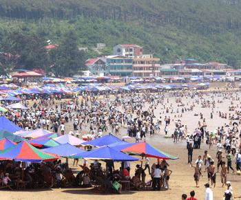 Do Son Sea Tourism Festival 2013